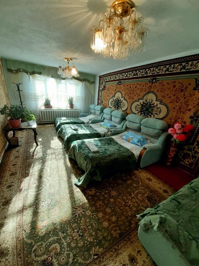 Guesthouse Kishimzhan Talas ภายนอก รูปภาพ