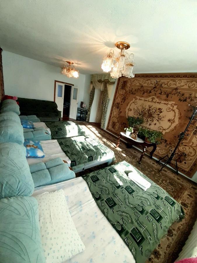 Guesthouse Kishimzhan Talas ภายนอก รูปภาพ