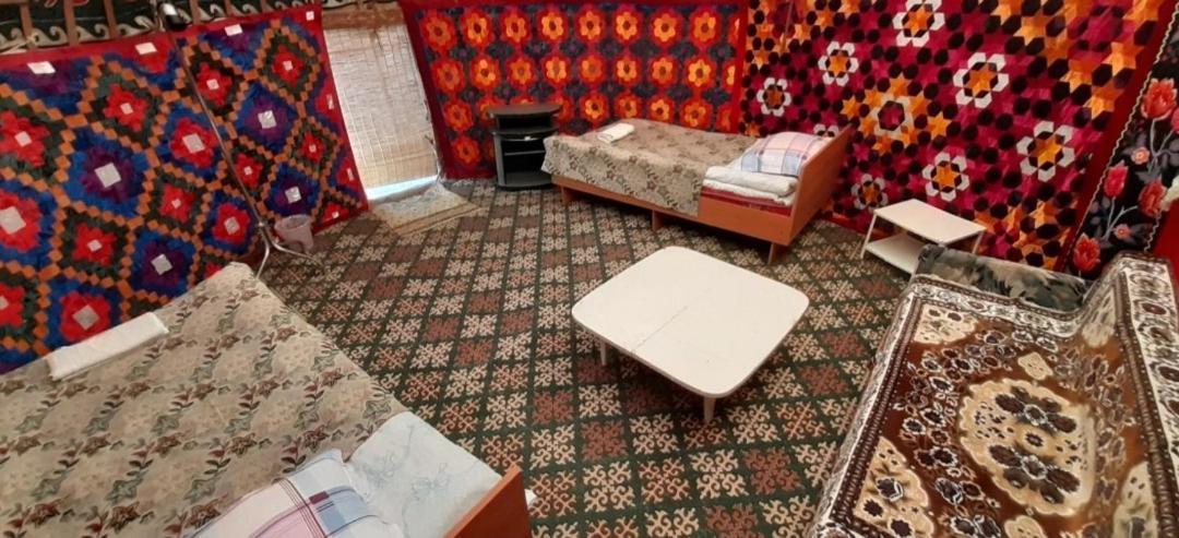 Guesthouse Kishimzhan Talas ภายนอก รูปภาพ